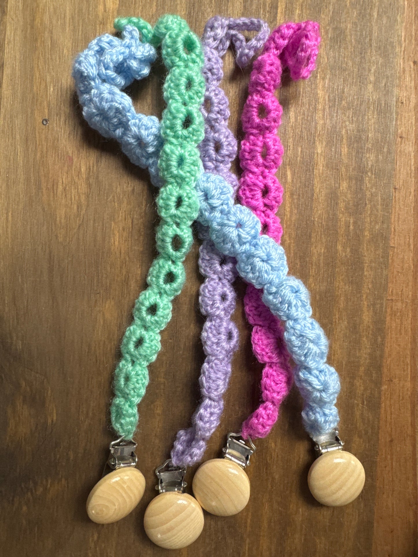 Yarn Pacifier Clip