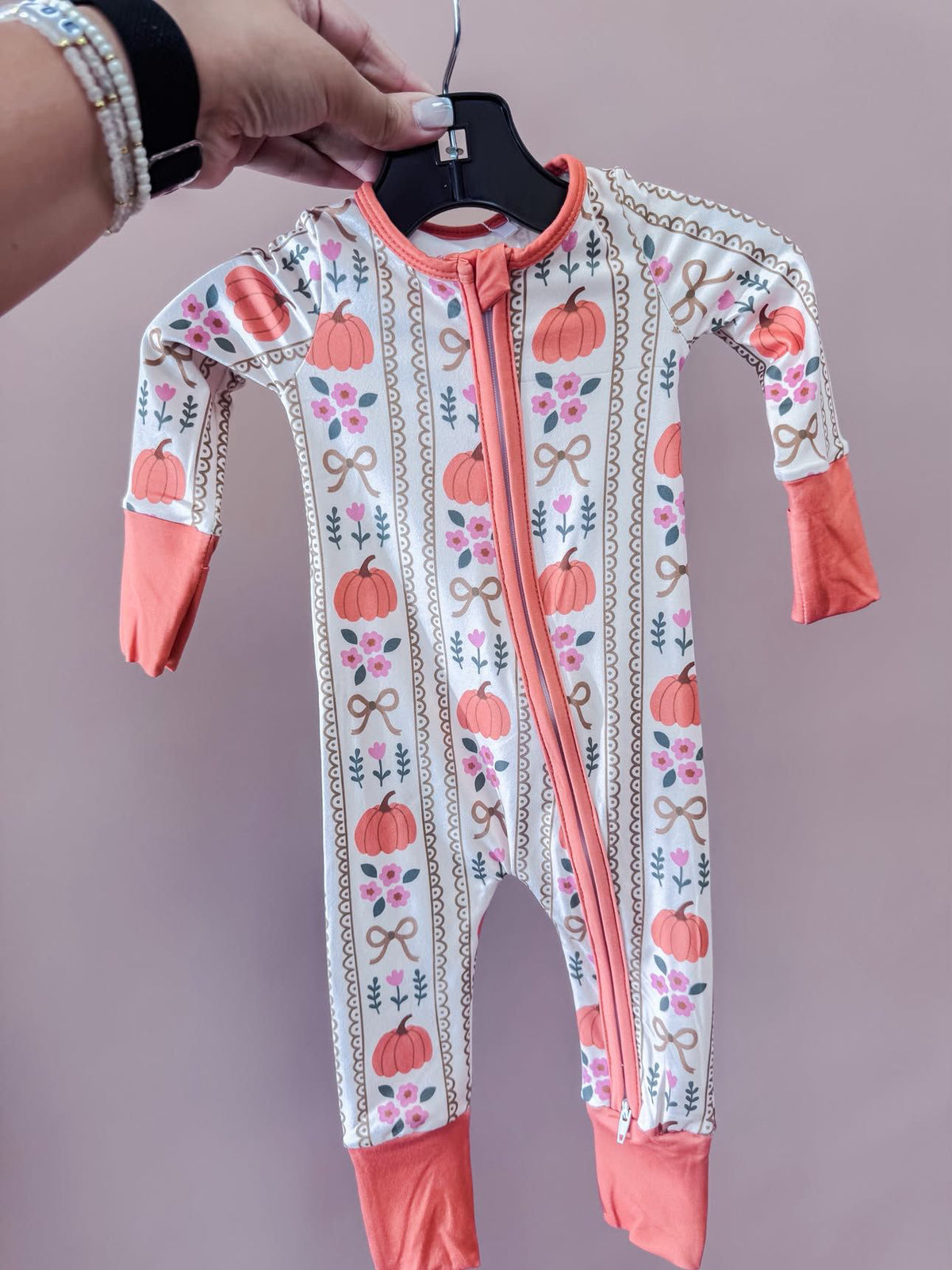 TTB Autumn Bows Zippy 091026