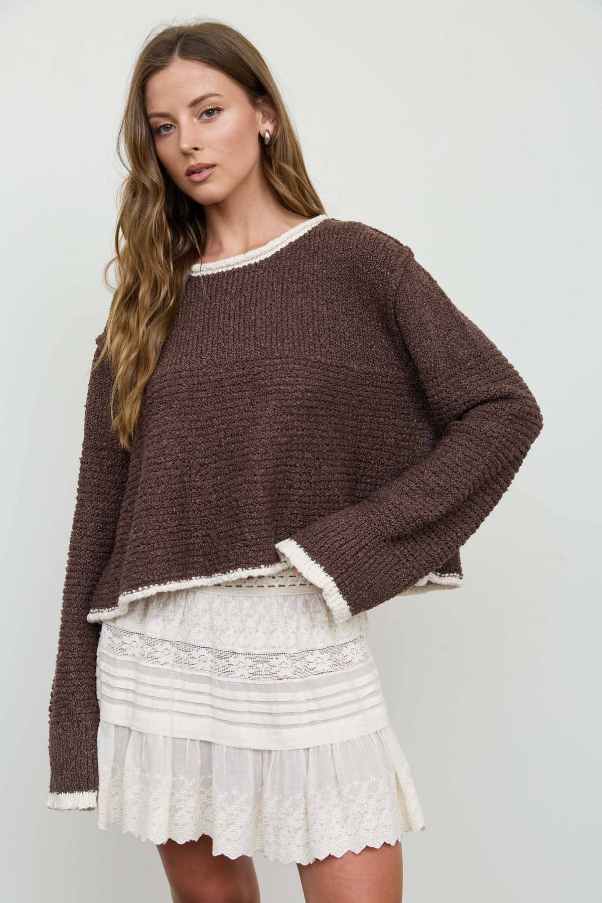 CONTRAST TRIM AND KNIT PATTERN LONG SLEEVE SWEATER