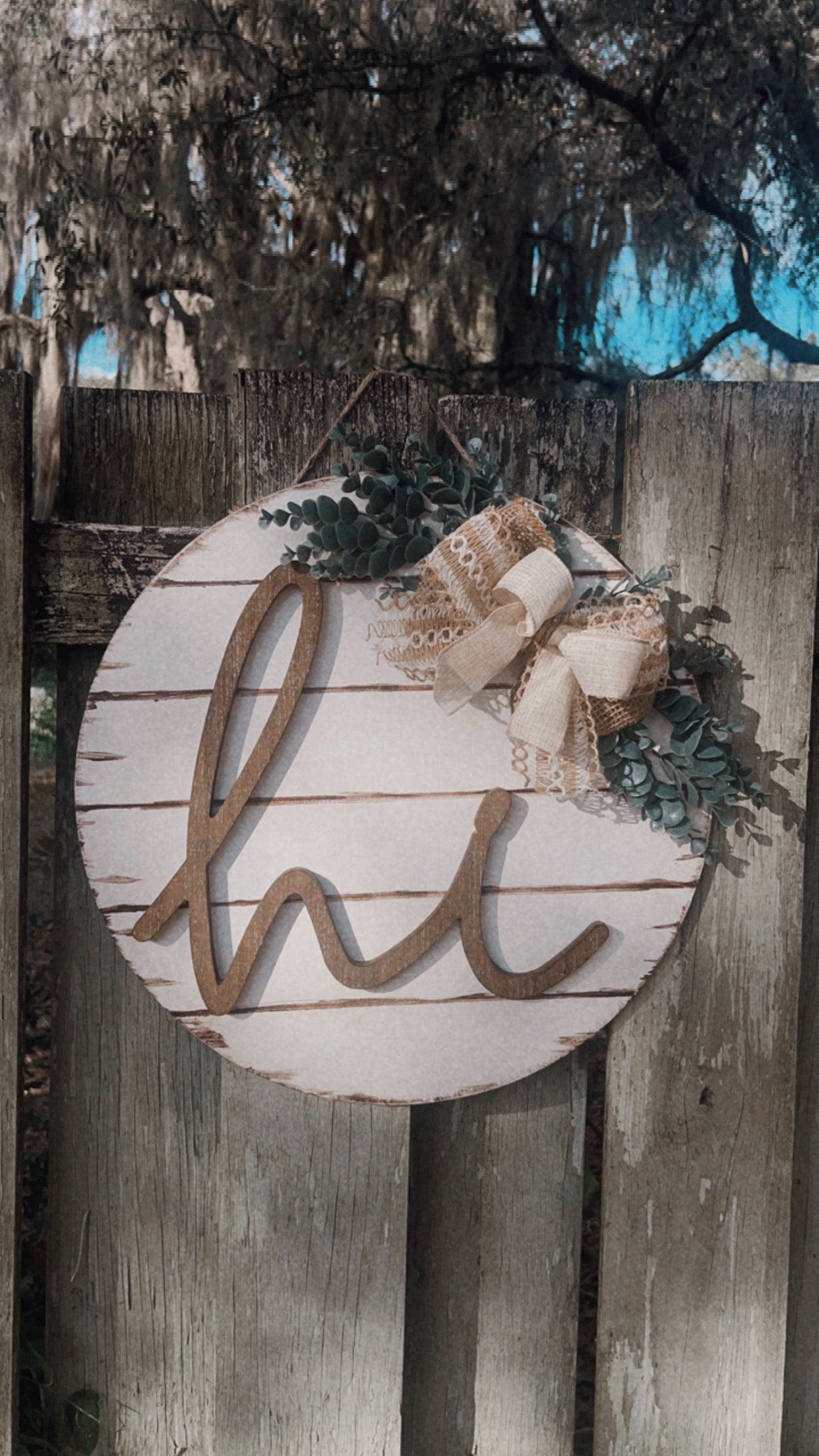 hi shiplap door hanger