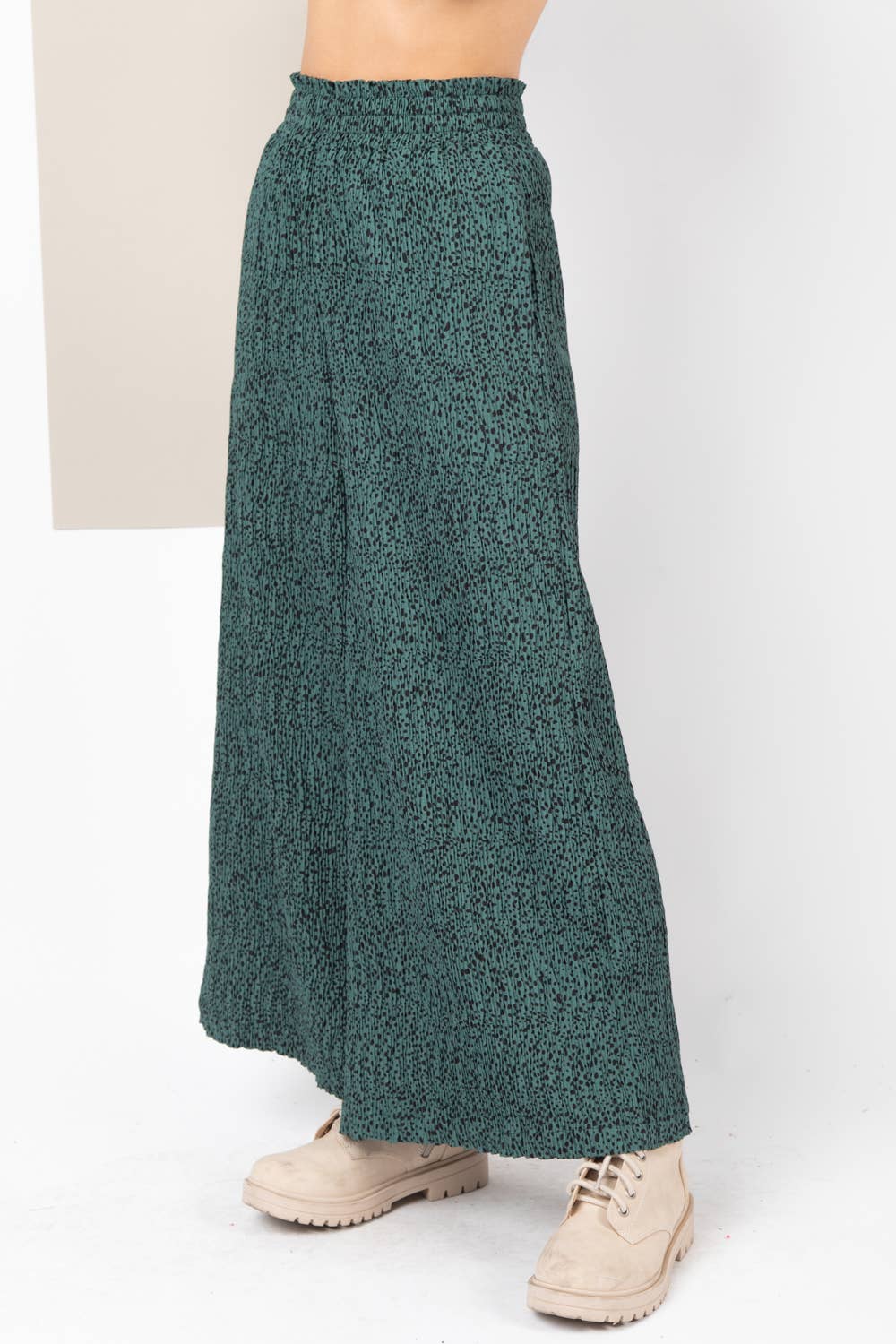 High-Waist Crinkled Wide Leg Pants Plus Size
