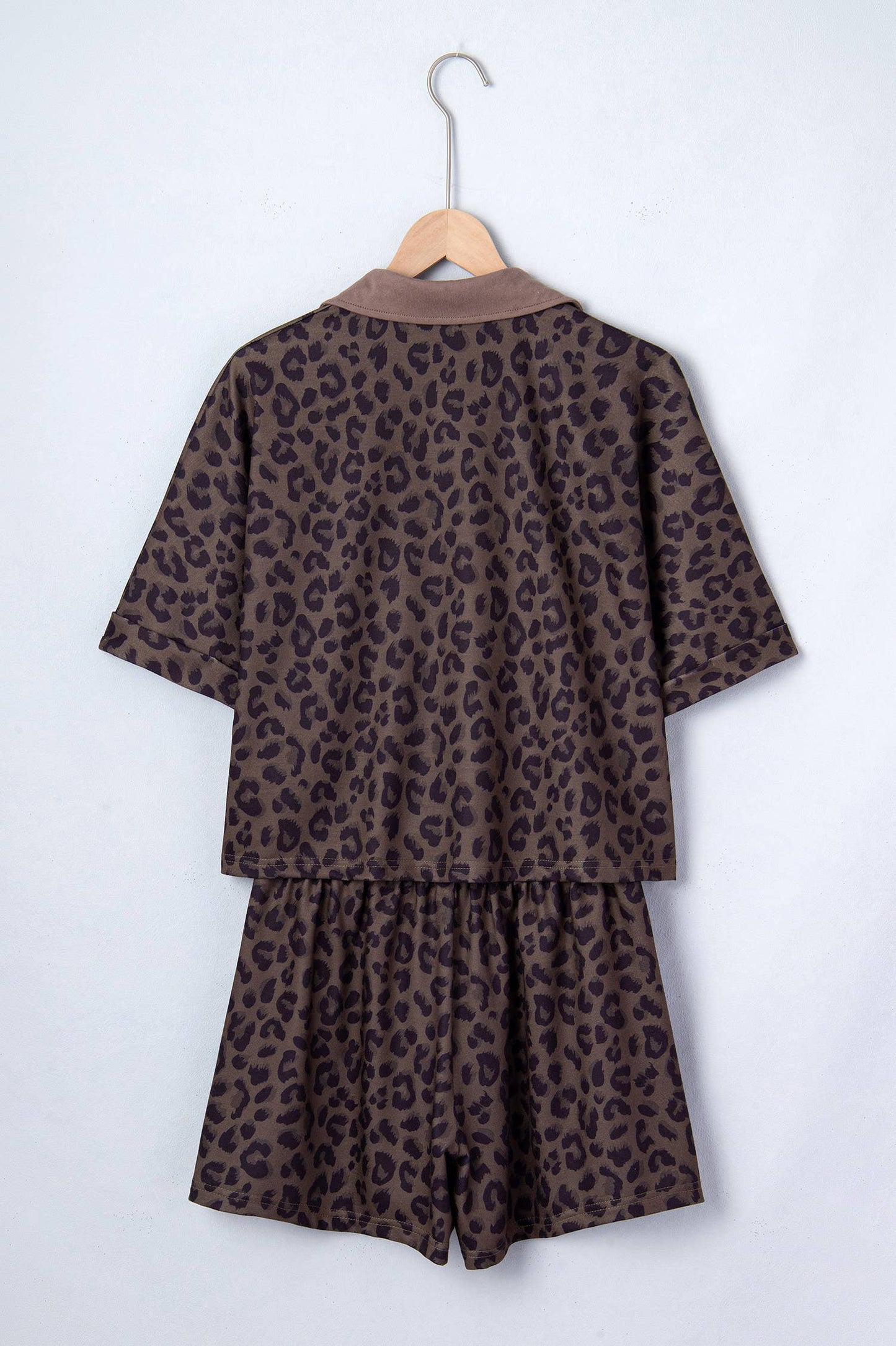 V Neck Collar Leopard Print Top and Shorts 2pcs Set