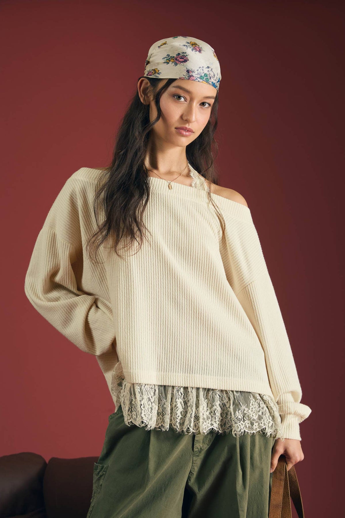 LAYERED HALTER LACE NECK OFF-SHOULDER KNIT TOP