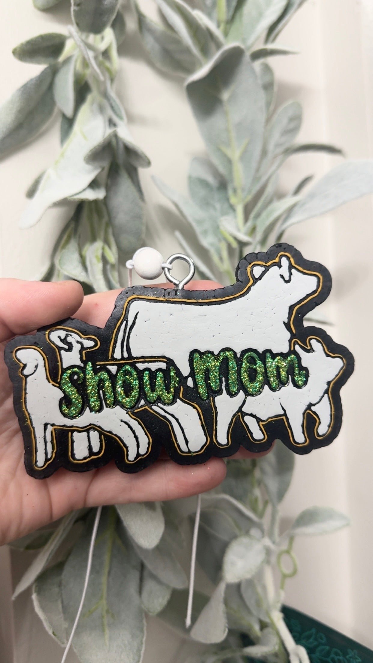 Show Mom Freshie