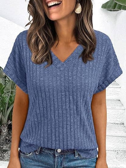 Ribbed Knit V-Neck Top – Relaxed Fit Casual Summer Tee