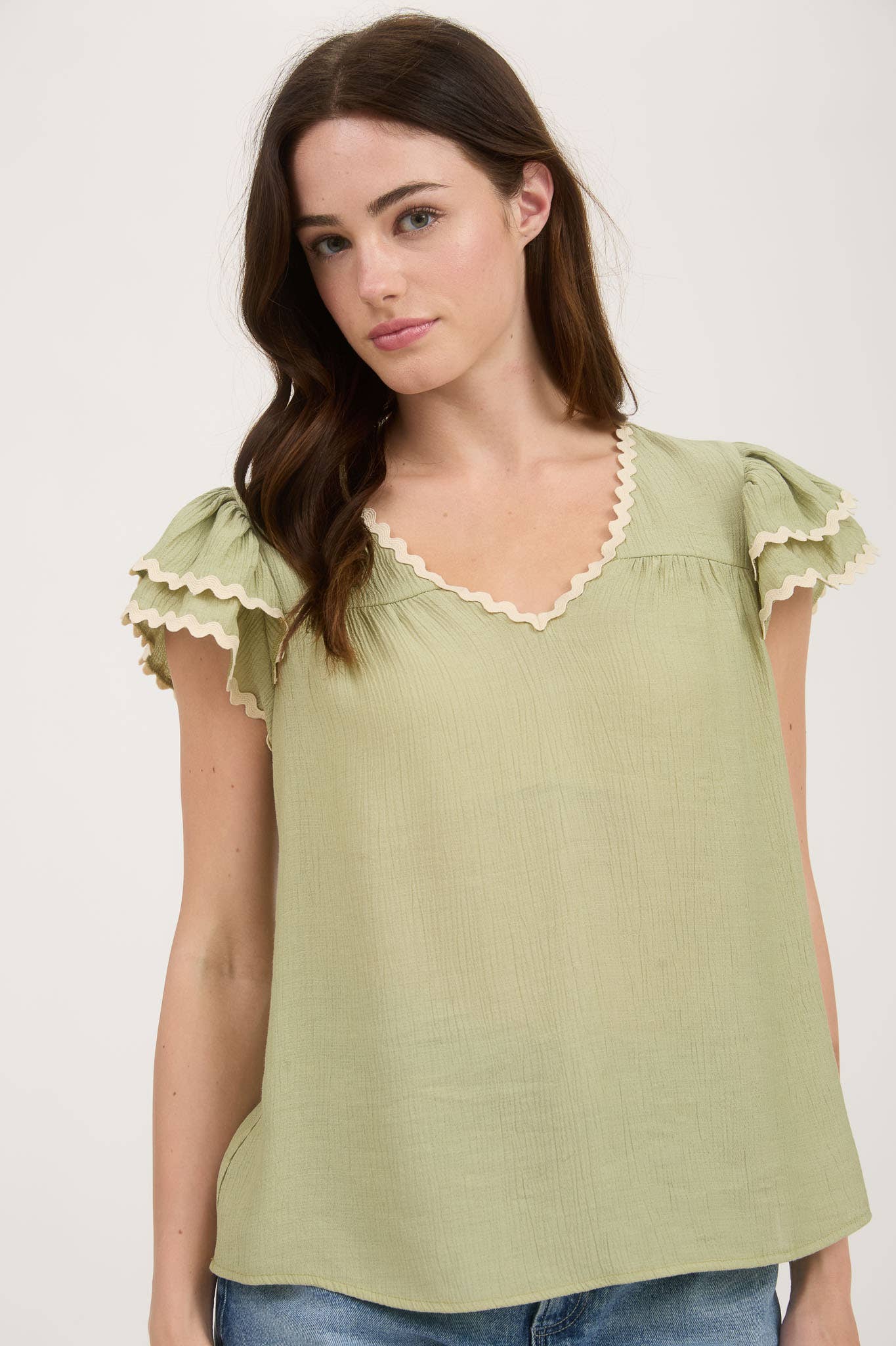 V NECK WAVY TRIM RUFFLE SLEEVE TOP