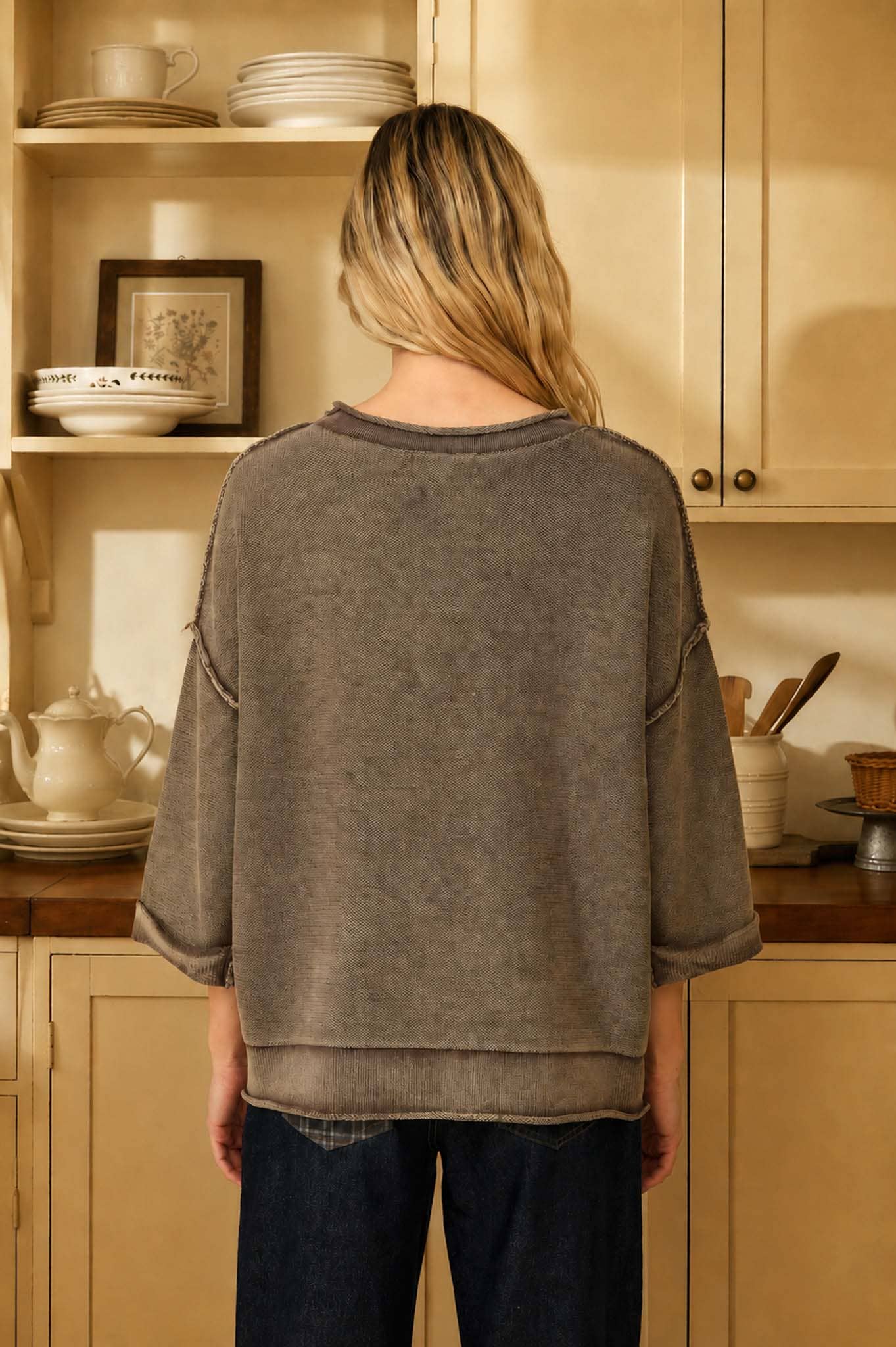WASHED INVERTED SEAM SHORT SLEEVE SWEATSHIRT