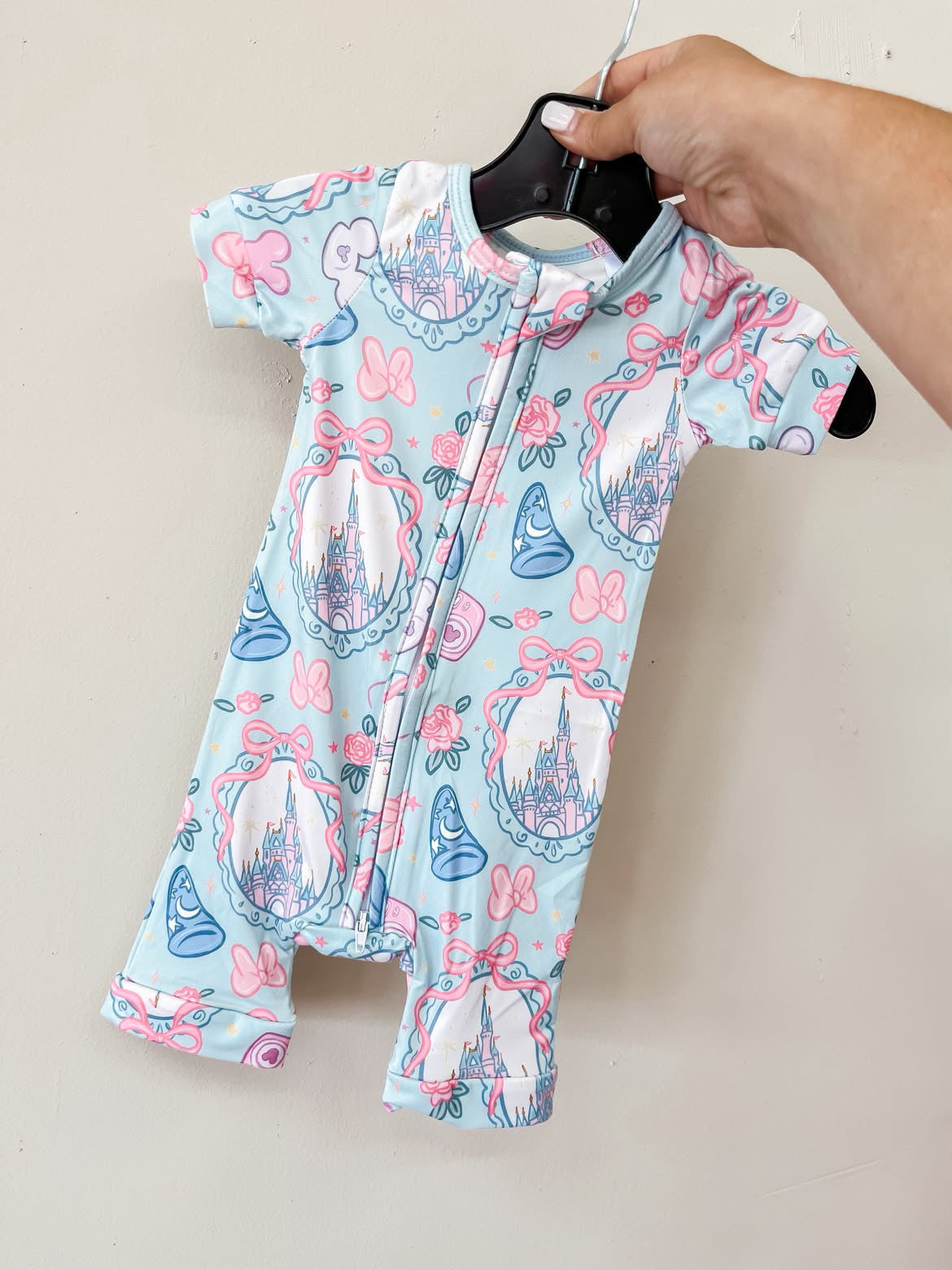TTB Castle Charm Short Zippy