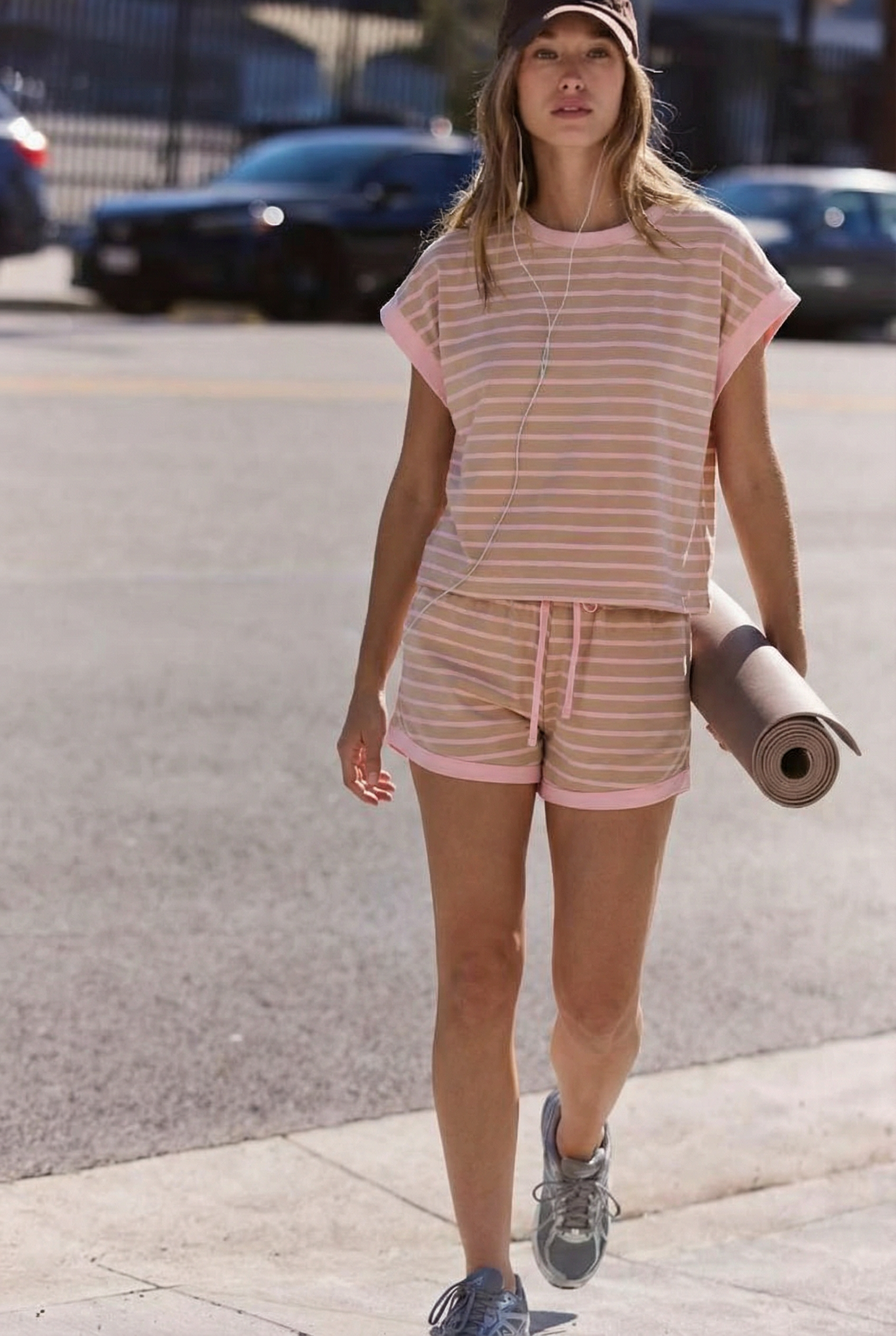 Contrast Striped Round Neck Top & Shorts Set Loungewear