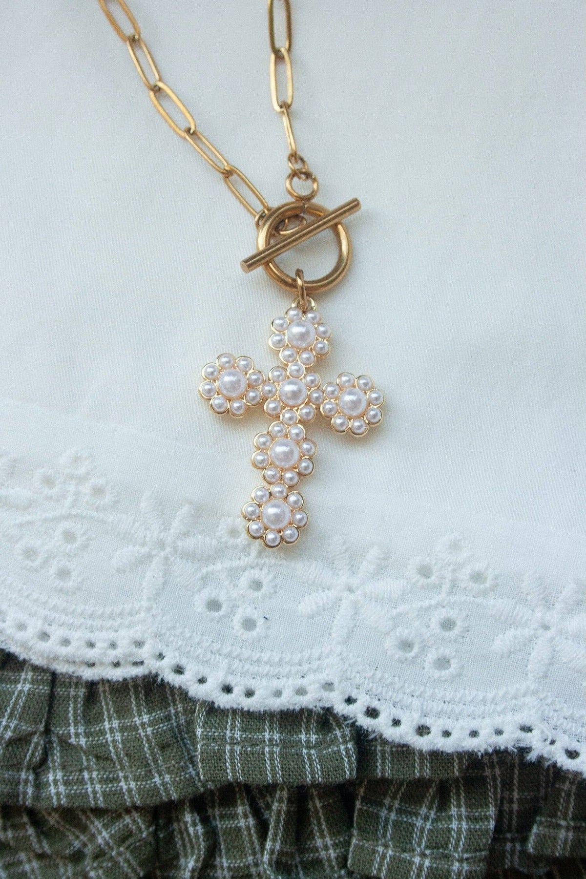 Chosen Pearl Cross Necklace 1 Peter 2:9