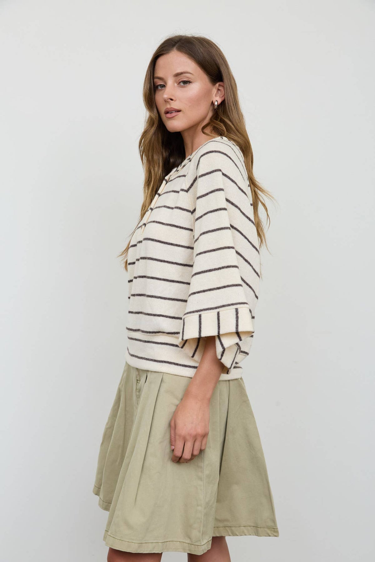 STRIPE HENLEY WIDE LONG SLEEVE KNIT TOP