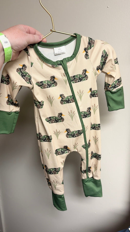 Duck Camo Loungewear Zippy