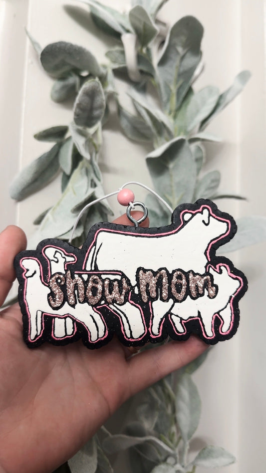 Show Mom Freshie
