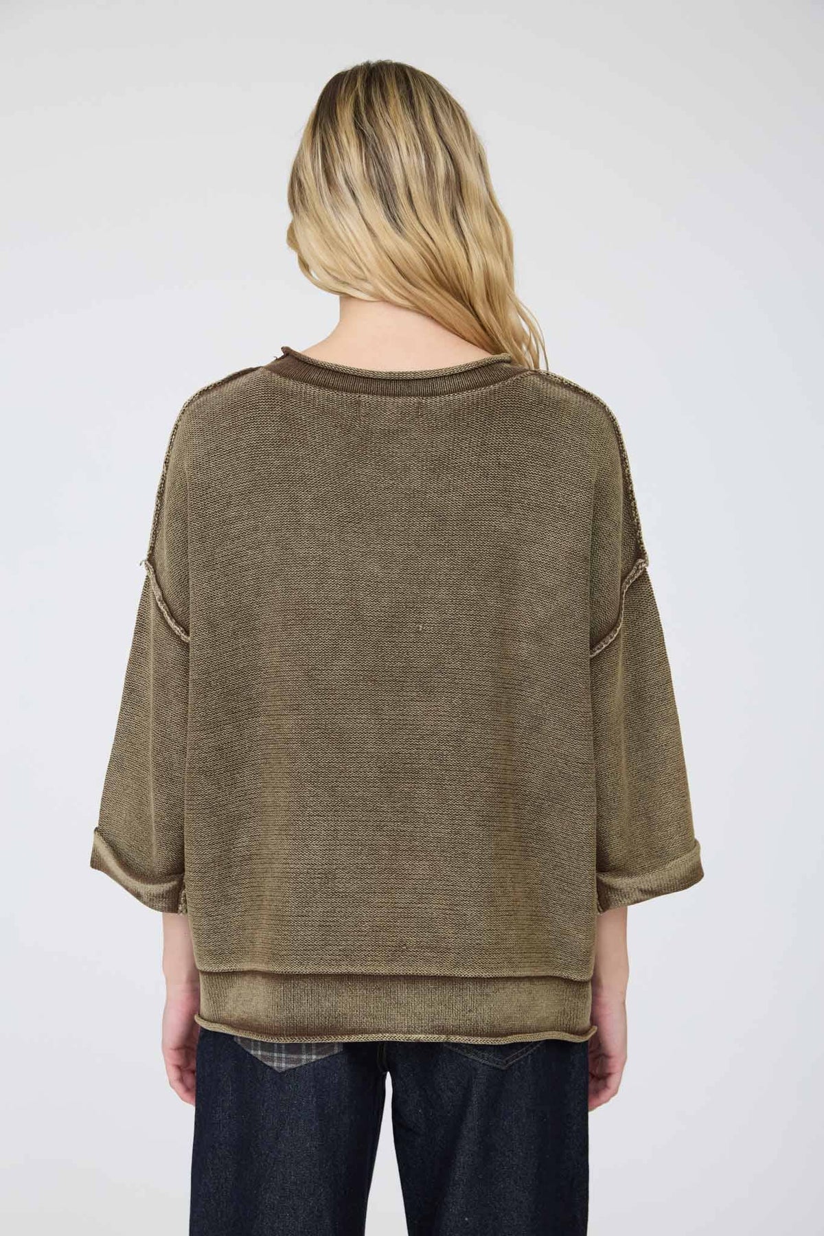 WASHED INVERTED SEAM SHORT SLEEVE SWEATSHIRT