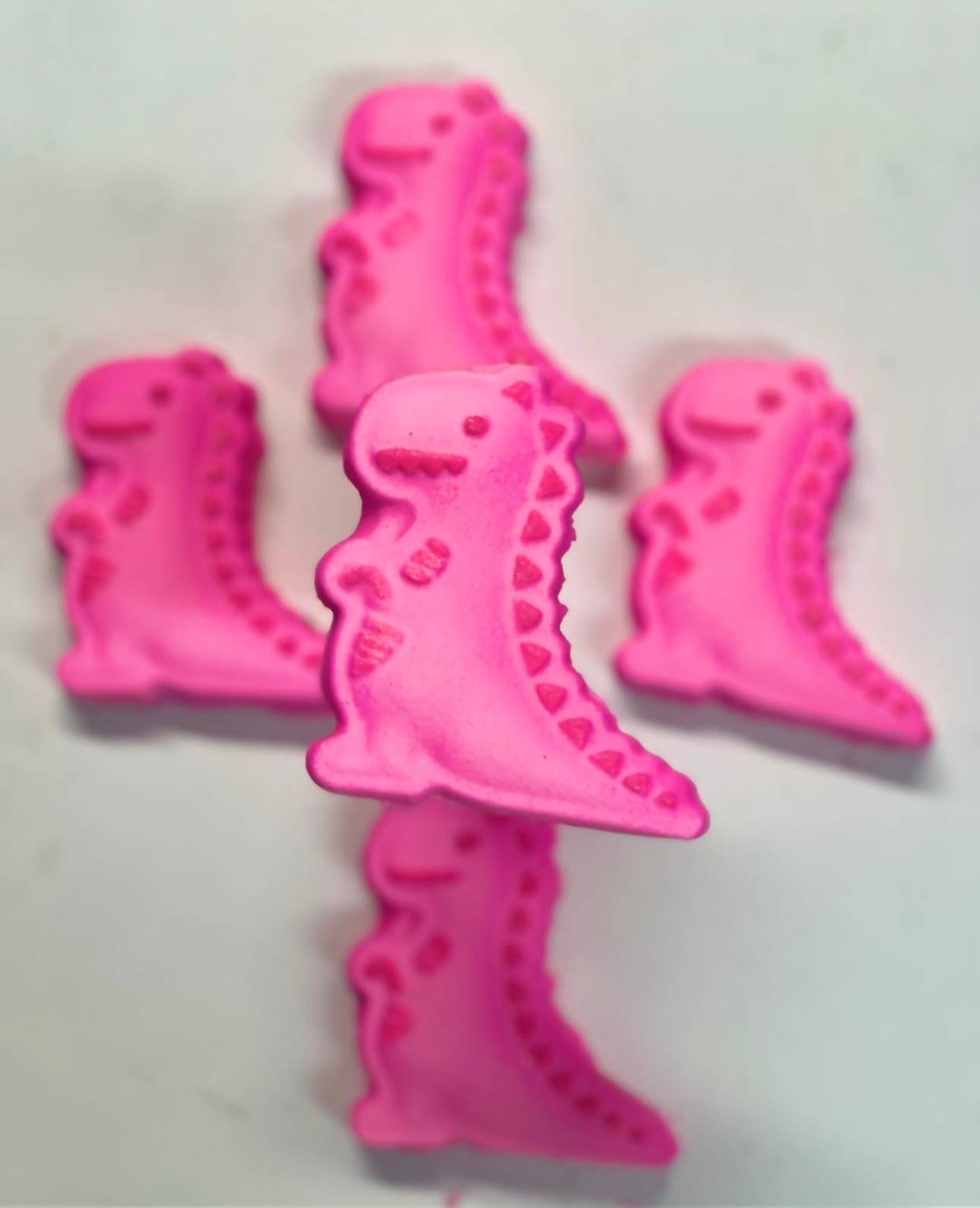 Pink Dinosaur bath bomb 