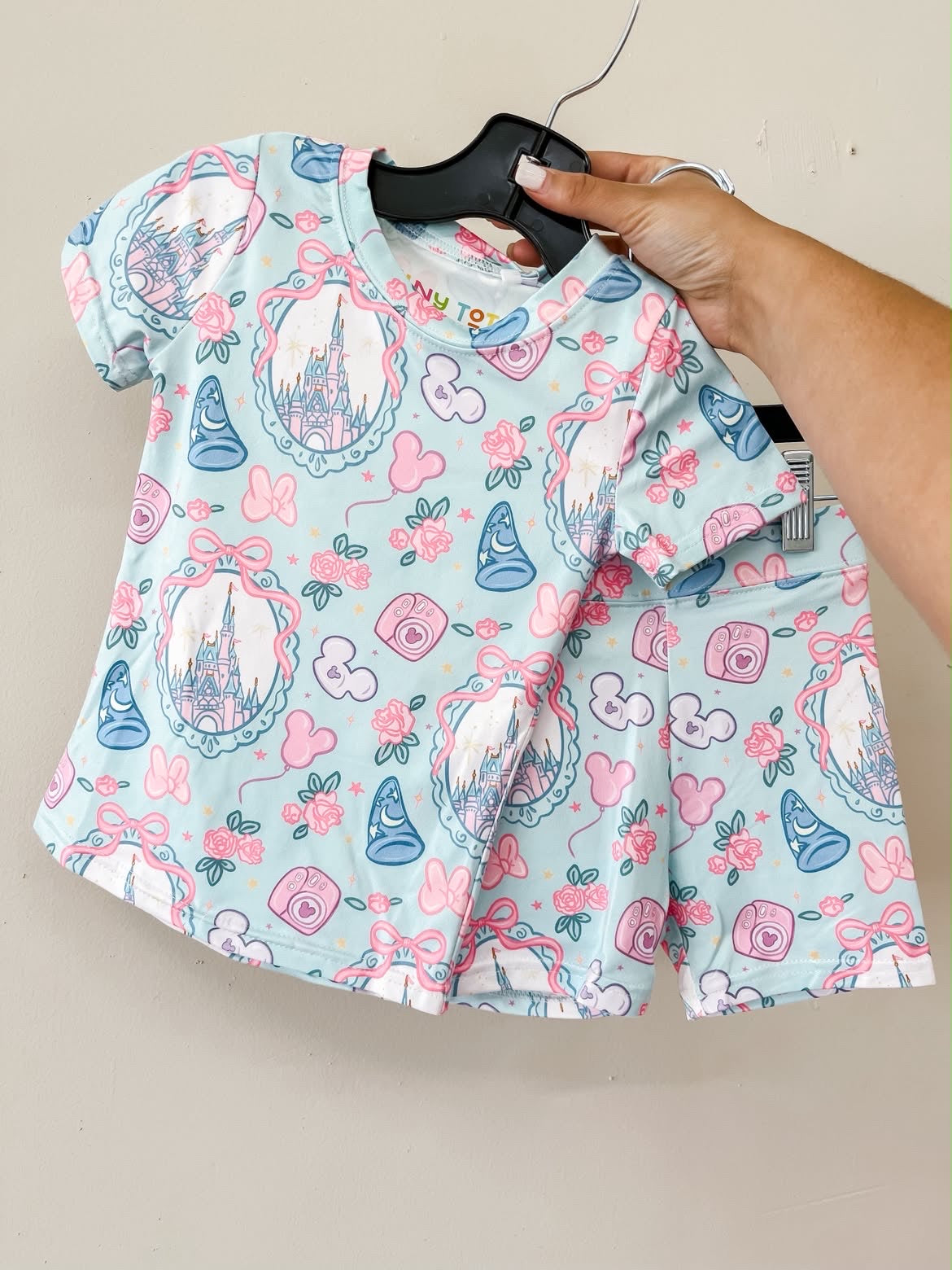 TTB Castle Charm Lounge Set