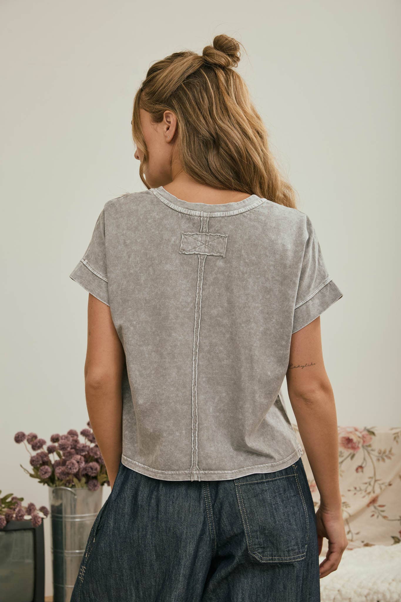 WASHED SHORT SLEEVE BOXY KNIT TOP