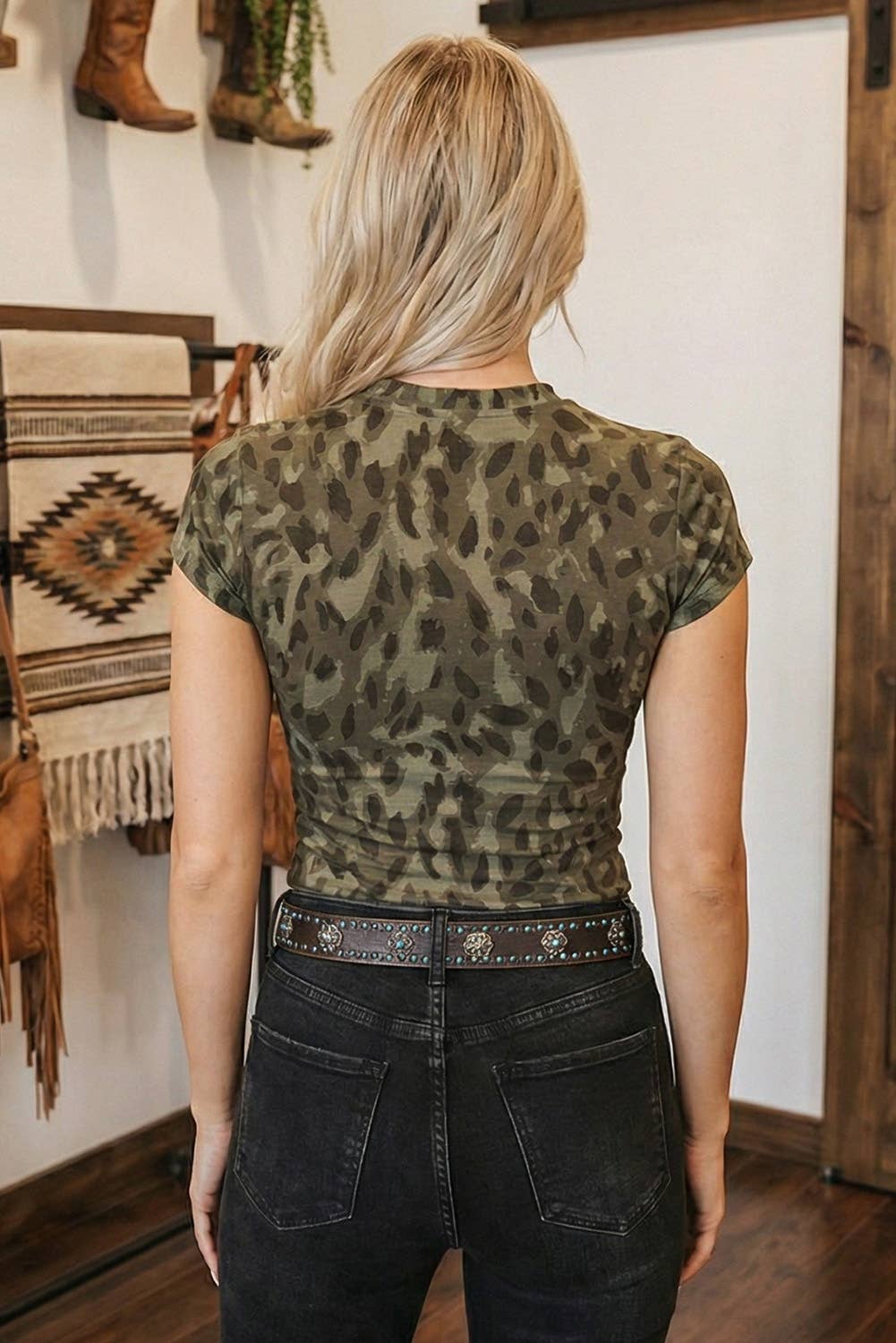 Western Leopard Round Neck Short Sleeve T-Shirts