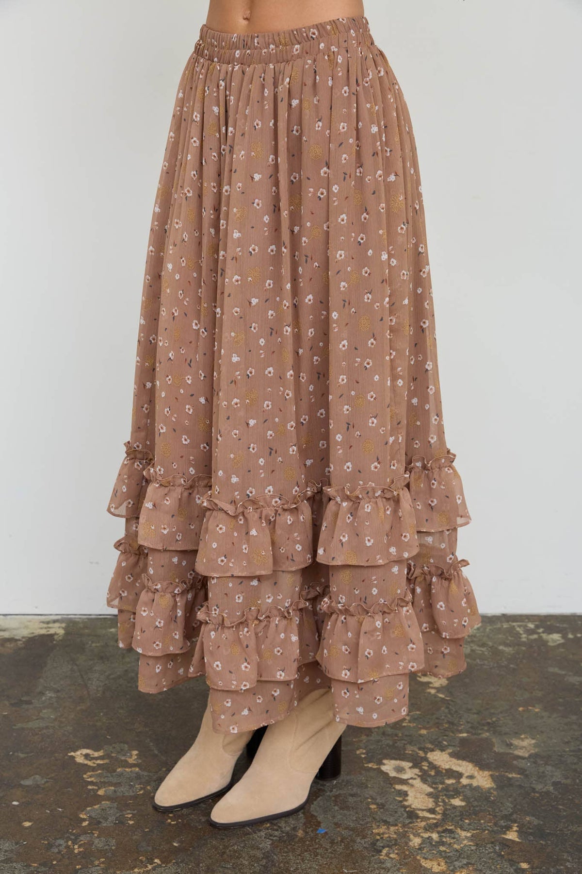 FLORAL RUFFLED TIERED HEM MIDI SKIRT