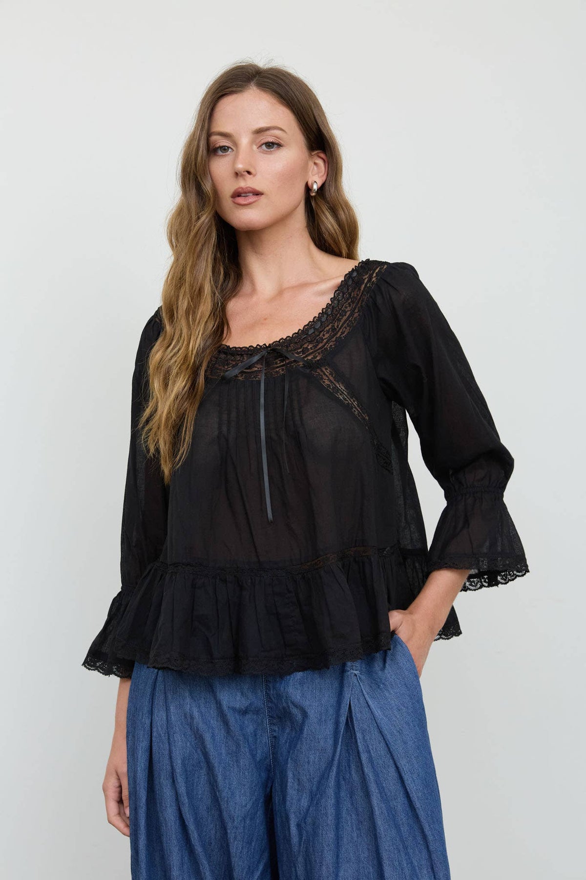 OFF-SHOULDER LACE TRIM FRONT TIE LONG SLEEVE TOP
