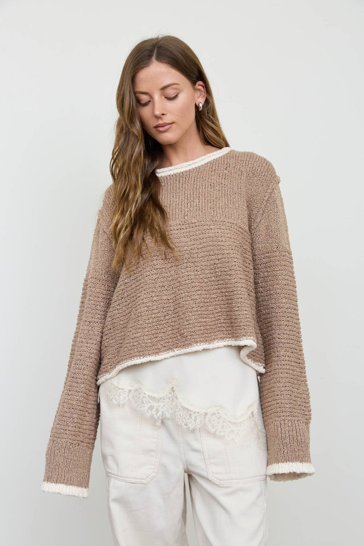 CONTRAST TRIM AND KNIT PATTERN LONG SLEEVE SWEATER